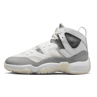 WMNS JUMPMAN TWO TREY