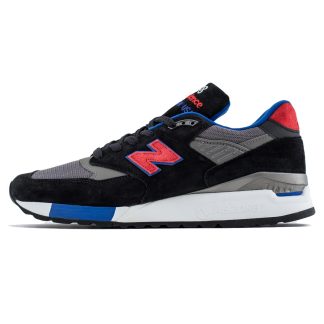 NEW BALANCE SNEAKERS